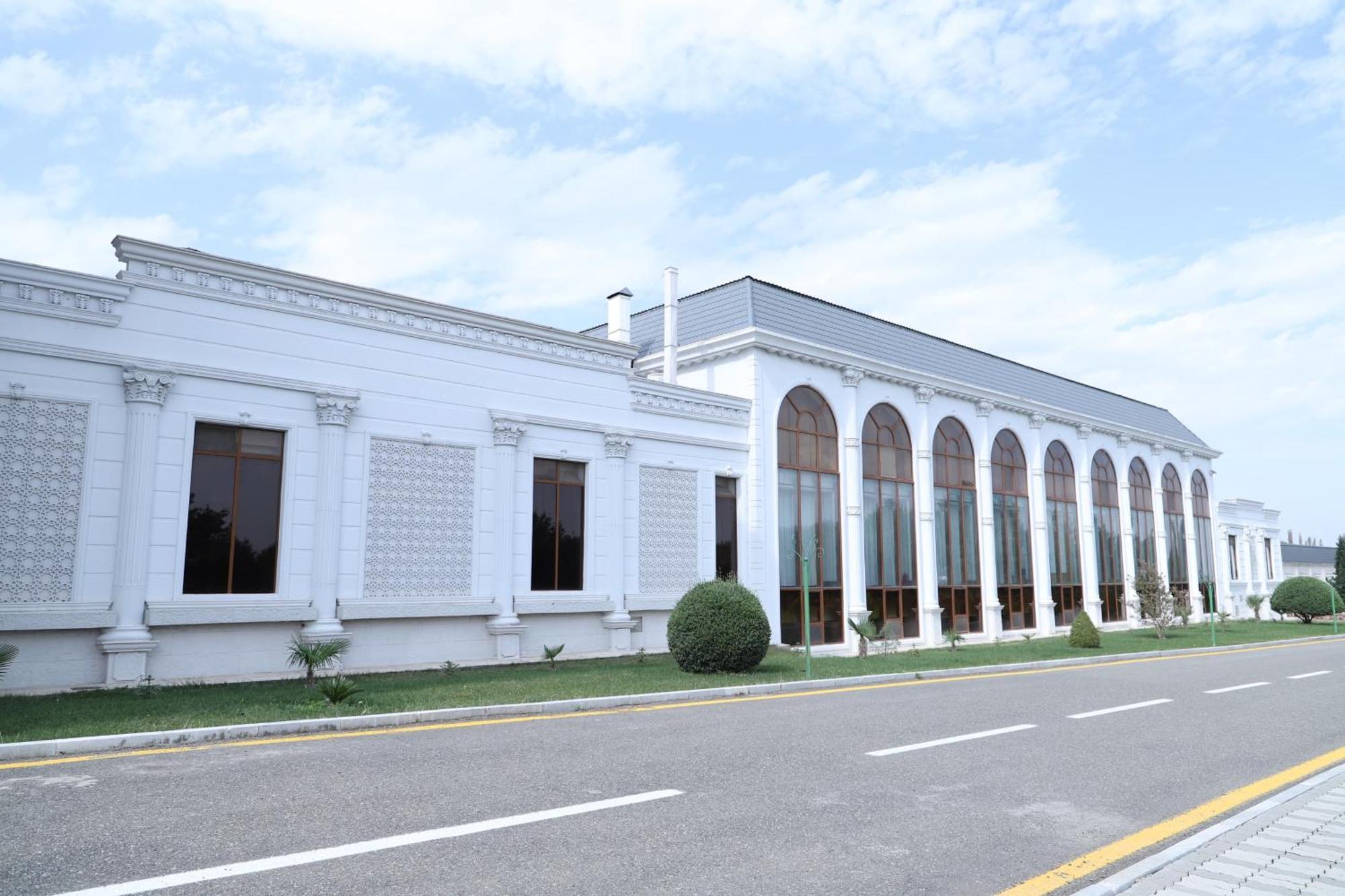 Ayan Palace Hotel Tovuz Exterior photo